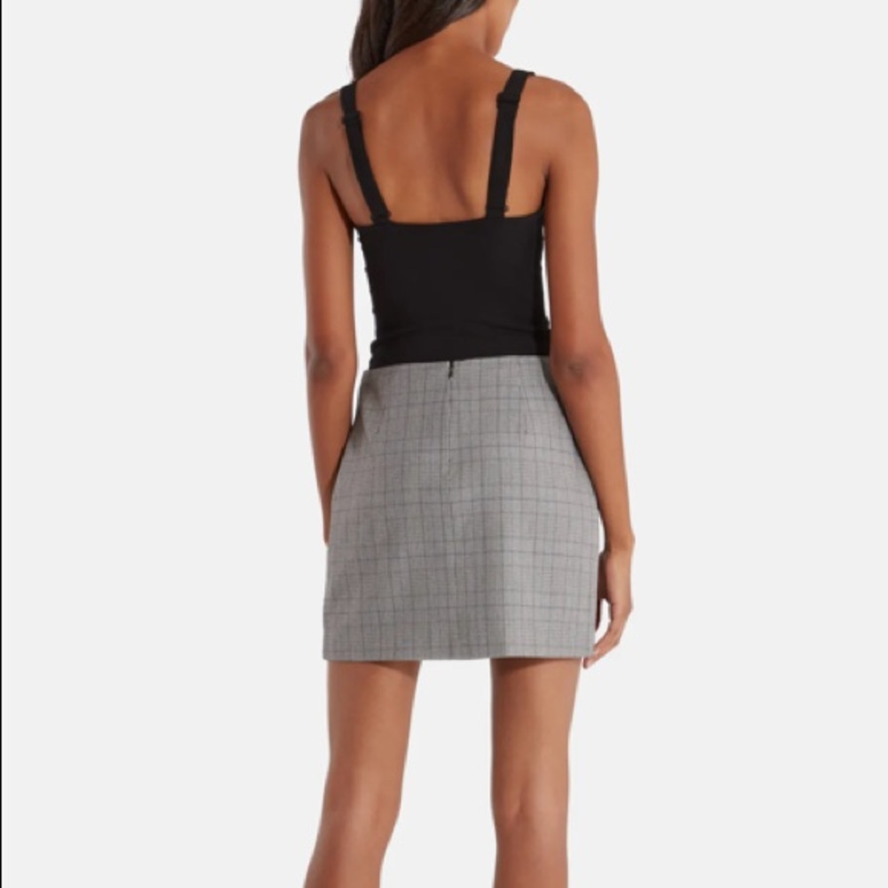 Eva Wool Mini Skirt
Billie the Label - Picture 4 of 8